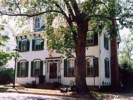 Isaac Hilliard House Bed And Breakfast Pemberton Bagian luar foto