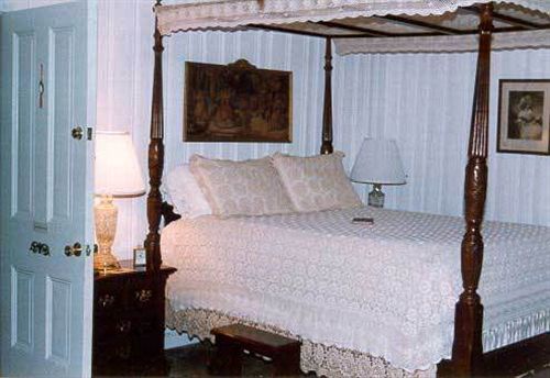 Isaac Hilliard House Bed And Breakfast Pemberton Ruang foto